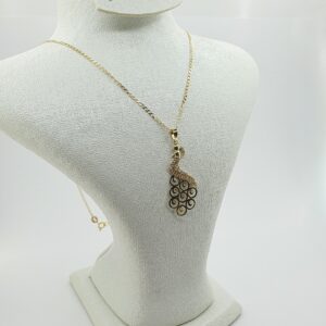 سنسلة الطاووس من معدن الذهب النفيس عيار 18k