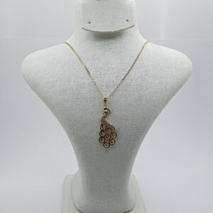 سنسلة الطاووس من معدن الذهب النفيس عيار 18k