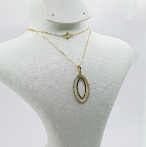 سنسلة Oval من معدن الذهب النفيس عيار 18k