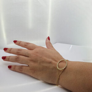 كورميط بشكل بيضاوي من الذهب عيار 18k