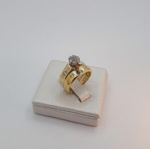 خاتم خطوبة من الذهب عيار 18k