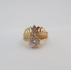 خاتم خطوبة من الذهب عيار 18k