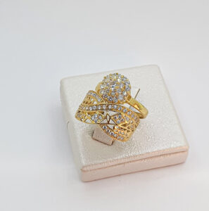 خاتم زواج من الذهب عيار 18k