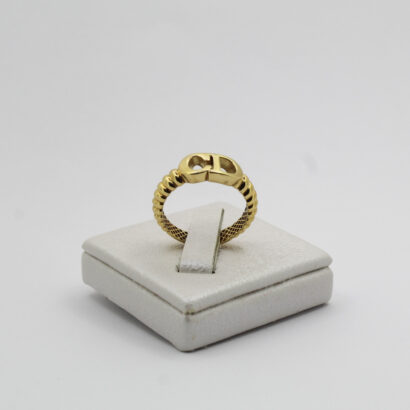 خاتم **Christian Dior** من الذهب