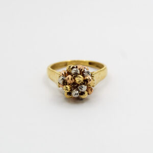 خاتم للنساء من الذهب عيار 18k