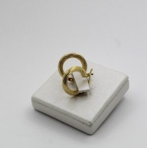 حلقات مفتولين صغار من الذهب عيار 18