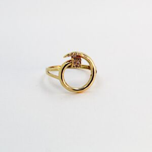 خاتم المسمار من الذهب عيار 18k