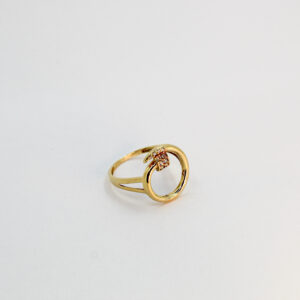 خاتم المسمار من الذهب عيار 18k