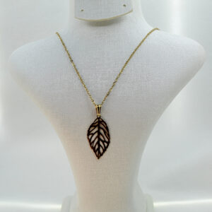 سنسلة لَوْريقة من الذهب عيار 18k