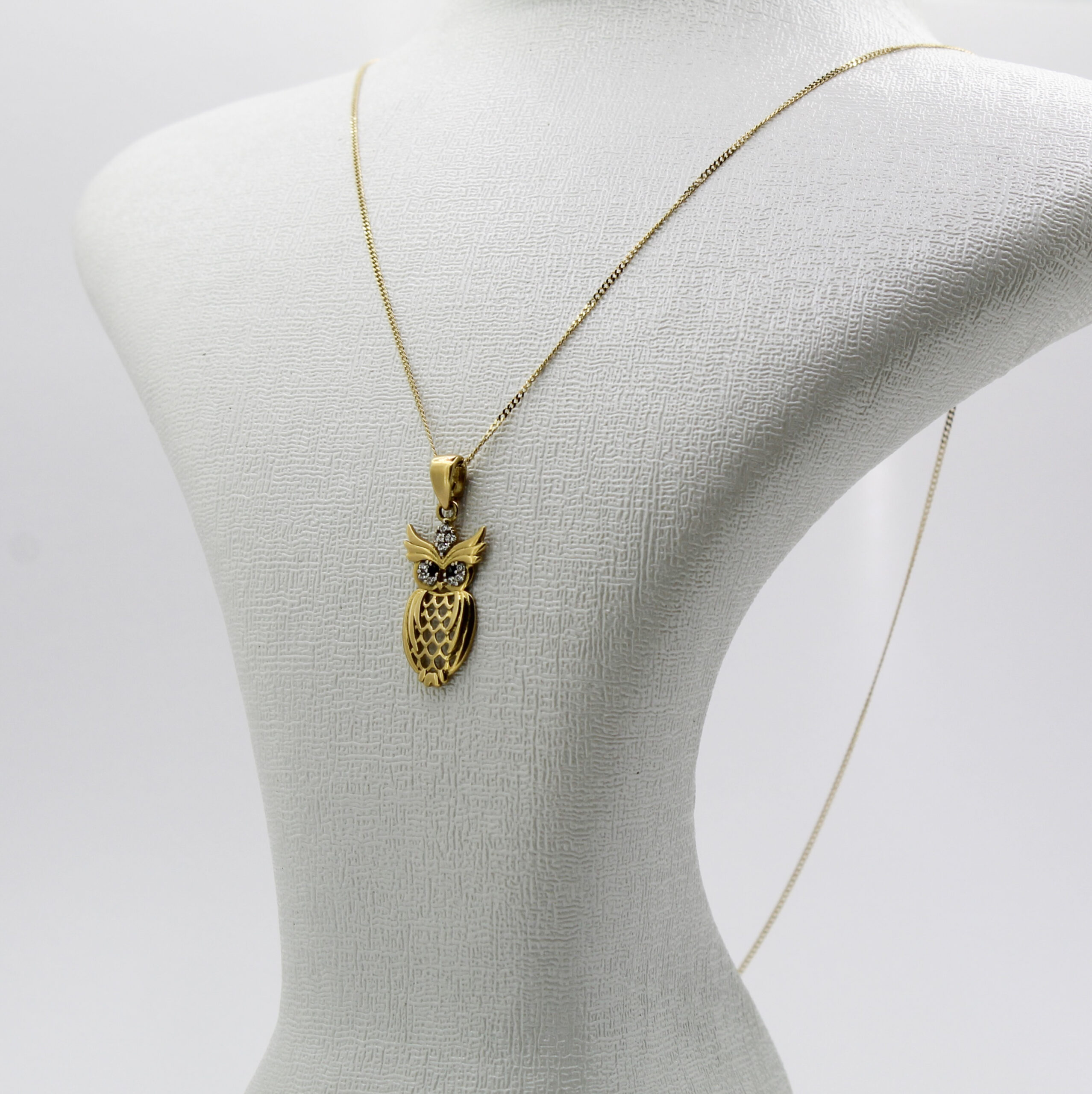 سنسلة البومة من الذهب عيار 18k