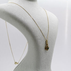 سنسلة المارغريت من الذهب عيار 18k