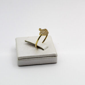 خاتم التاج من الذهب عيار 18K