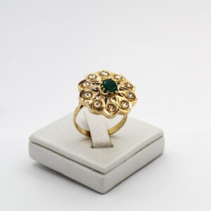 خاتم الوردة من الذهب عيار 18 قيراط