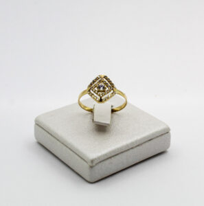 خاتم المُعين من الذهب عيار 18قيراط