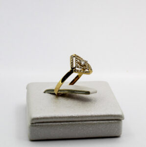 خاتم المُعين من الذهب عيار 18قيراط