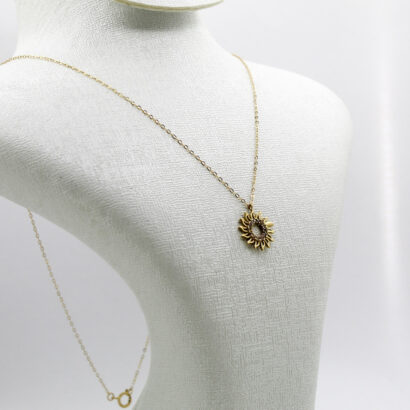 قلادة نوار الشمس من الذهب عيار 18قيراط