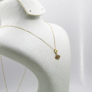 قلادة العين من الذهب عيار 18قيراط