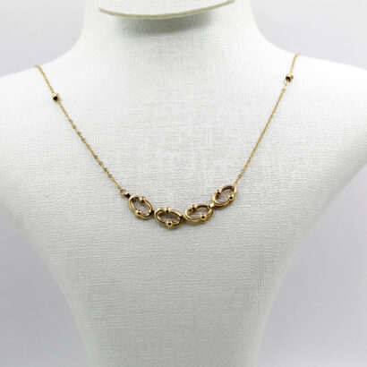 قلادة من الذهب عيار 18قيراط