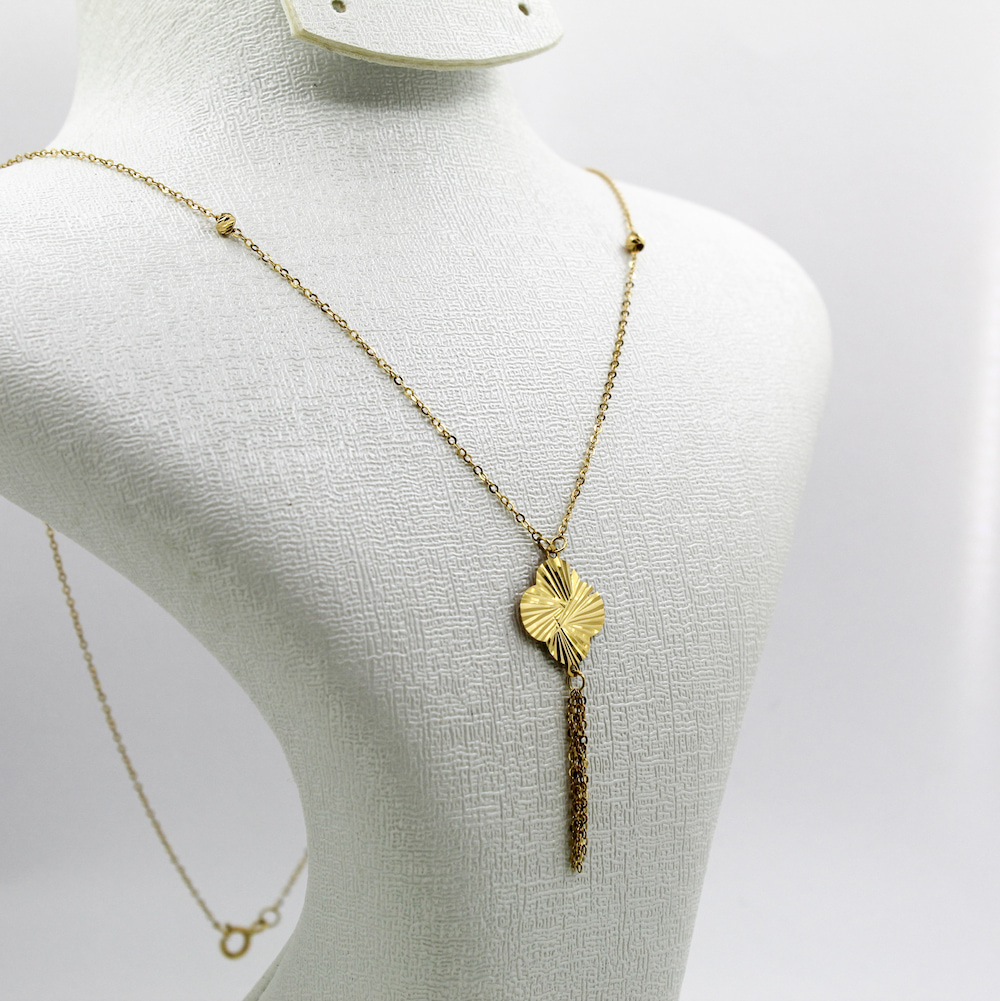 قلادة van-cleef من الذهب عيار 18قيراط