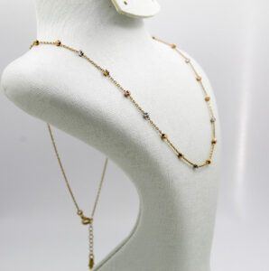 سنسلة les boules من الذهب عيار 18قيراط