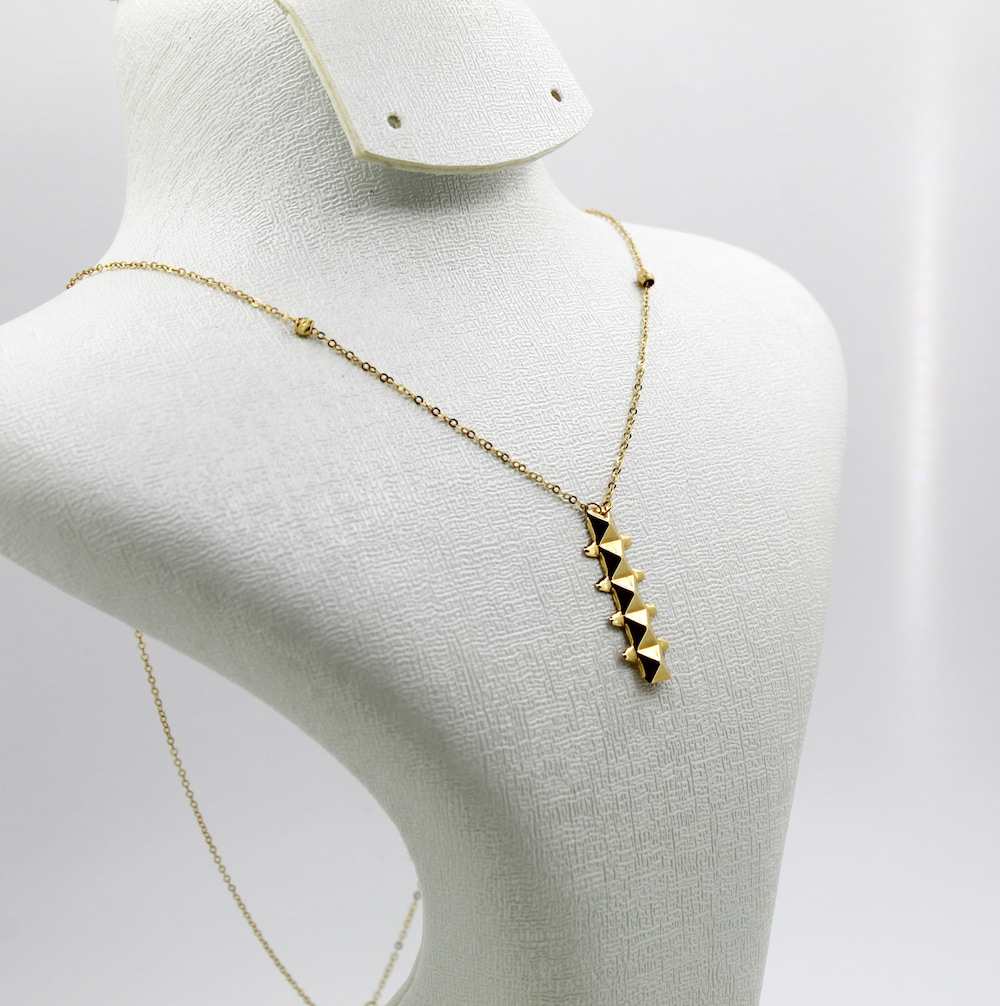 سنسلة الكلاش طويلة من الذهب عيار 18قيراط