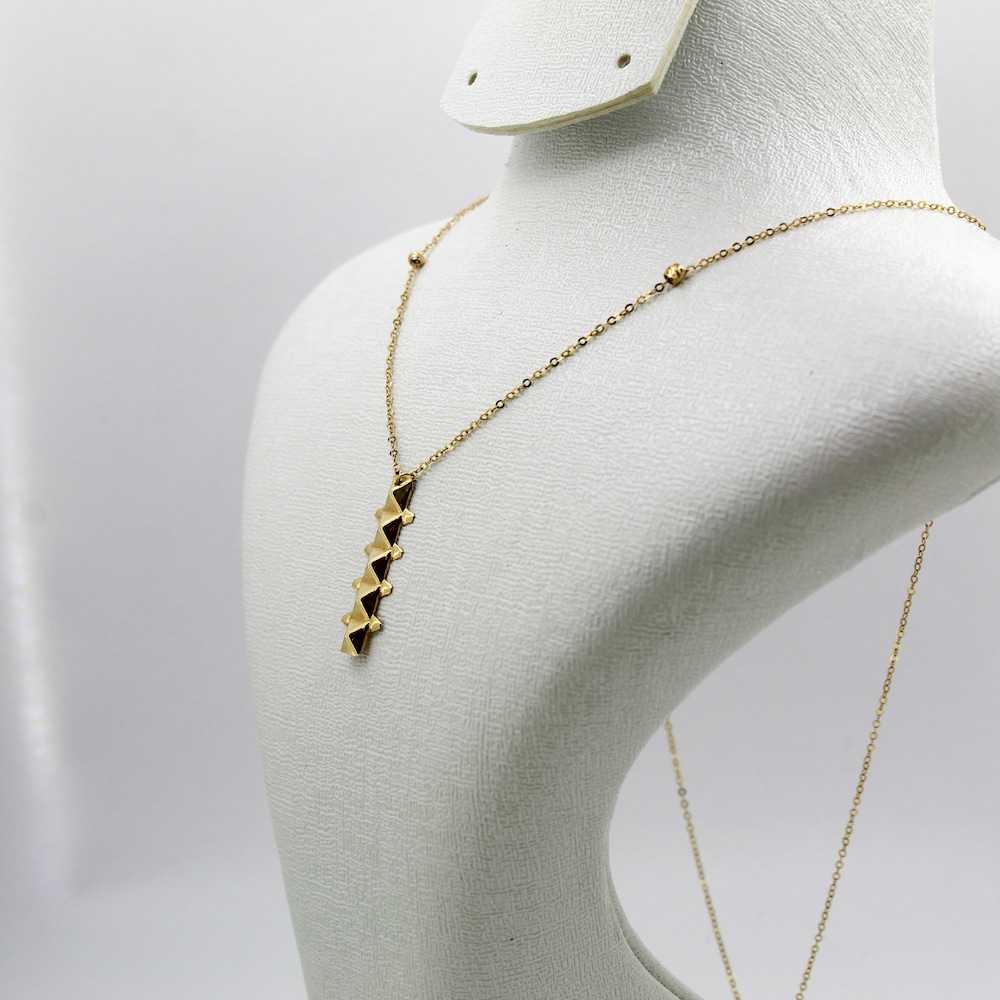 سنسلة الكلاش طويلة من الذهب عيار 18قيراط